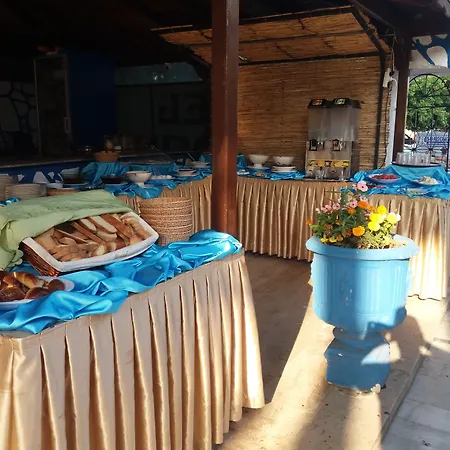 Ξενοδοχείο Shadow